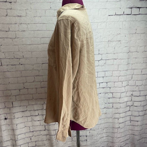Trouvé size small long sleeve button down silk shirt - Picture 3 of 6